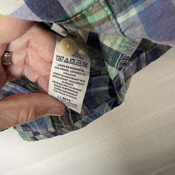LL Bean Women’s M Petite Blue Plaid Country Patchwork Button Front Top Casual - Picture 7 of 9